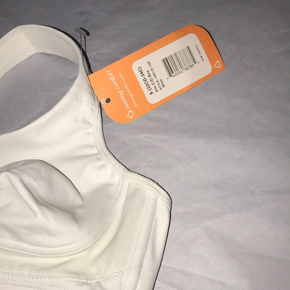 NWT Moving Comfort Iris Sports Bra C/D Cup White Small - Picture 6 of 8